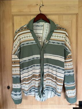 NWOT Miss Me Green Waffle Multi-Pattern Knit Button Down Aztec Shirt